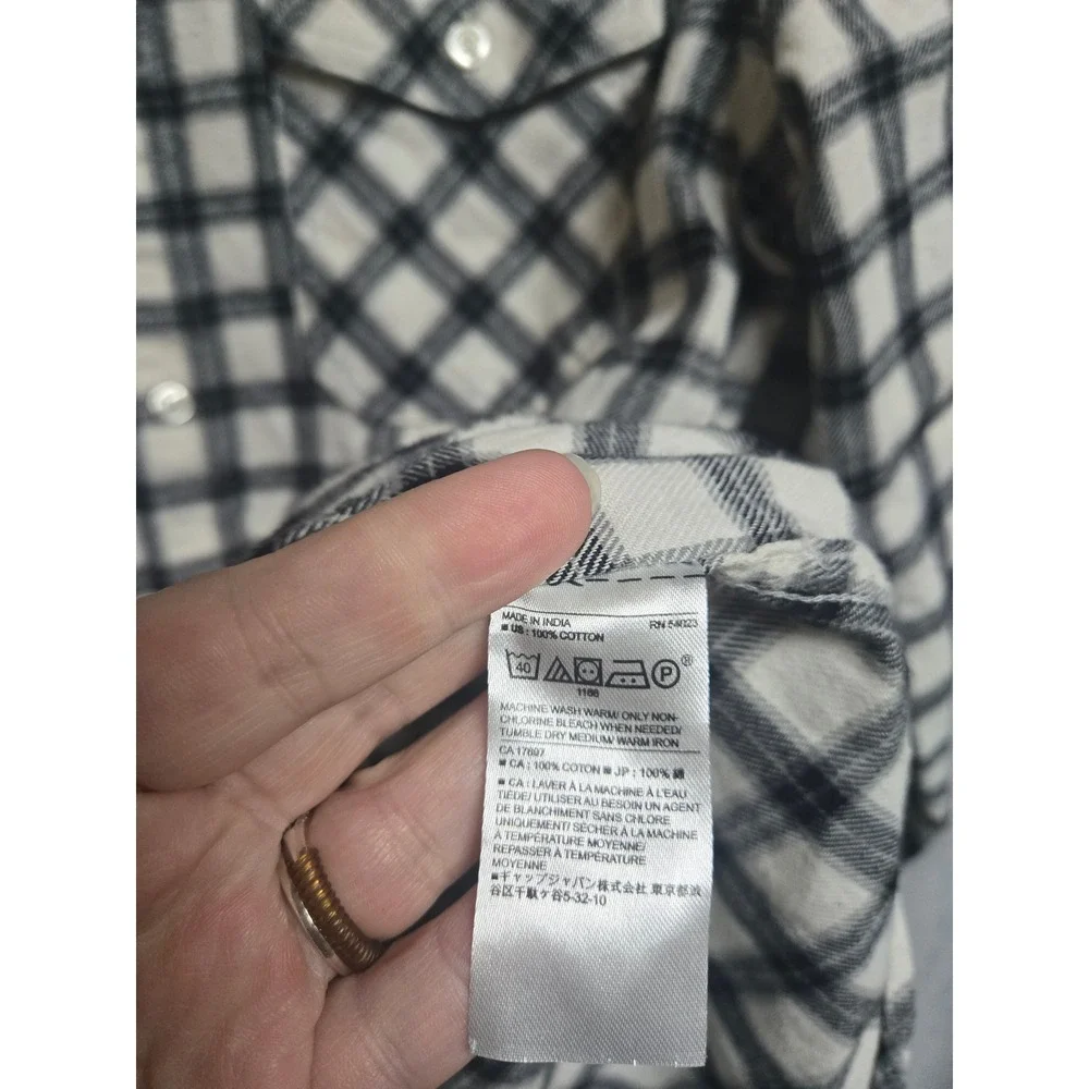 Banana Republic Mens Black White Plaid Flannel Shirt Standard Fit Cotton Medium